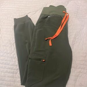 Army green figs scrub joggers